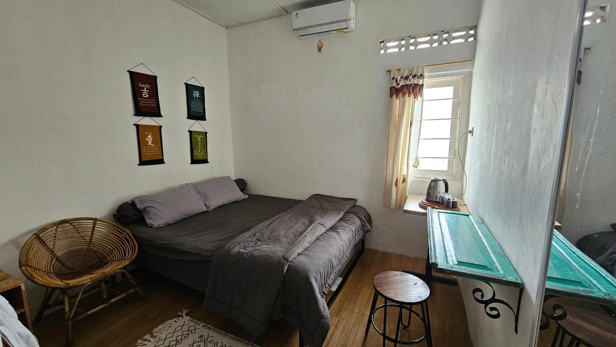 Oke Baik Hostel ยอกยาการ์ตา ภายนอก รูปภาพ