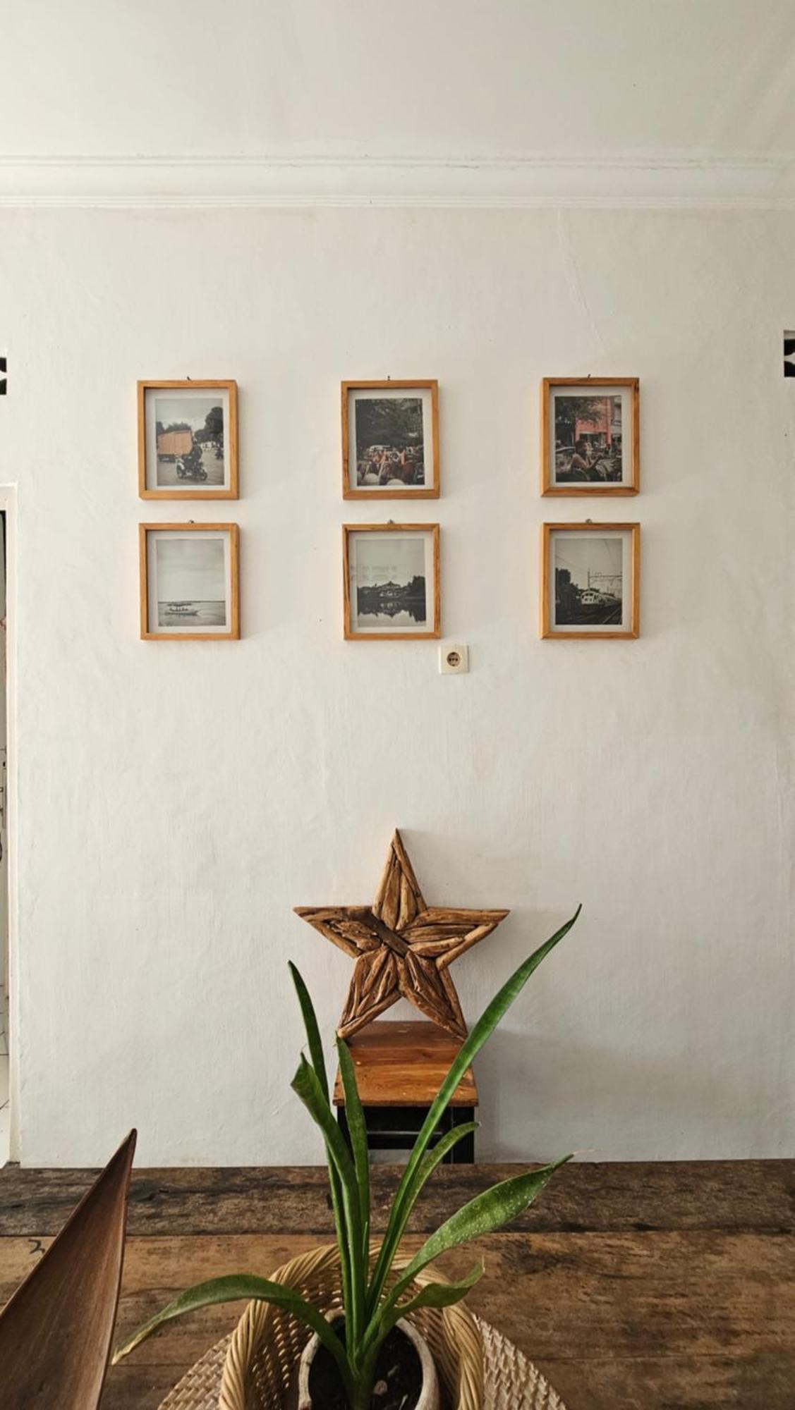 Oke Baik Hostel ยอกยาการ์ตา ภายนอก รูปภาพ