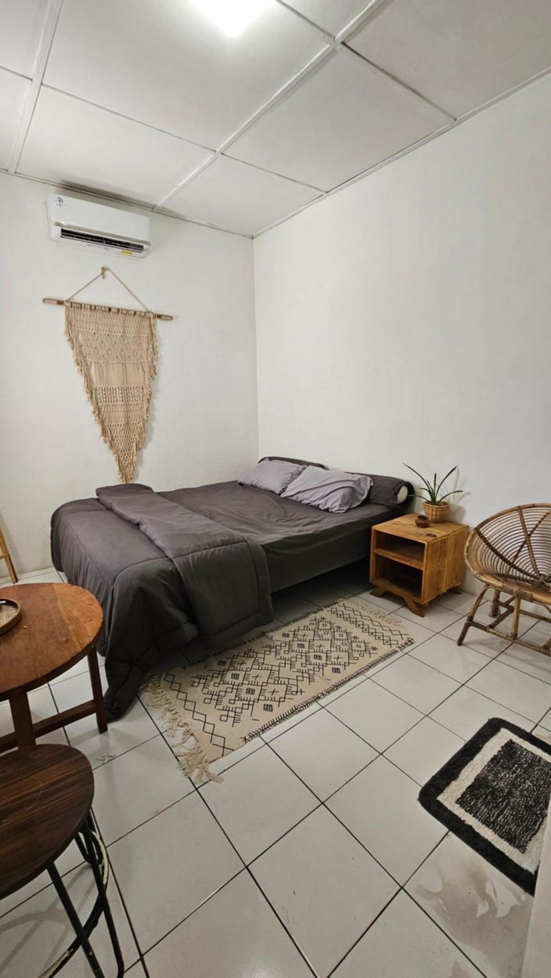 Oke Baik Hostel ยอกยาการ์ตา ภายนอก รูปภาพ